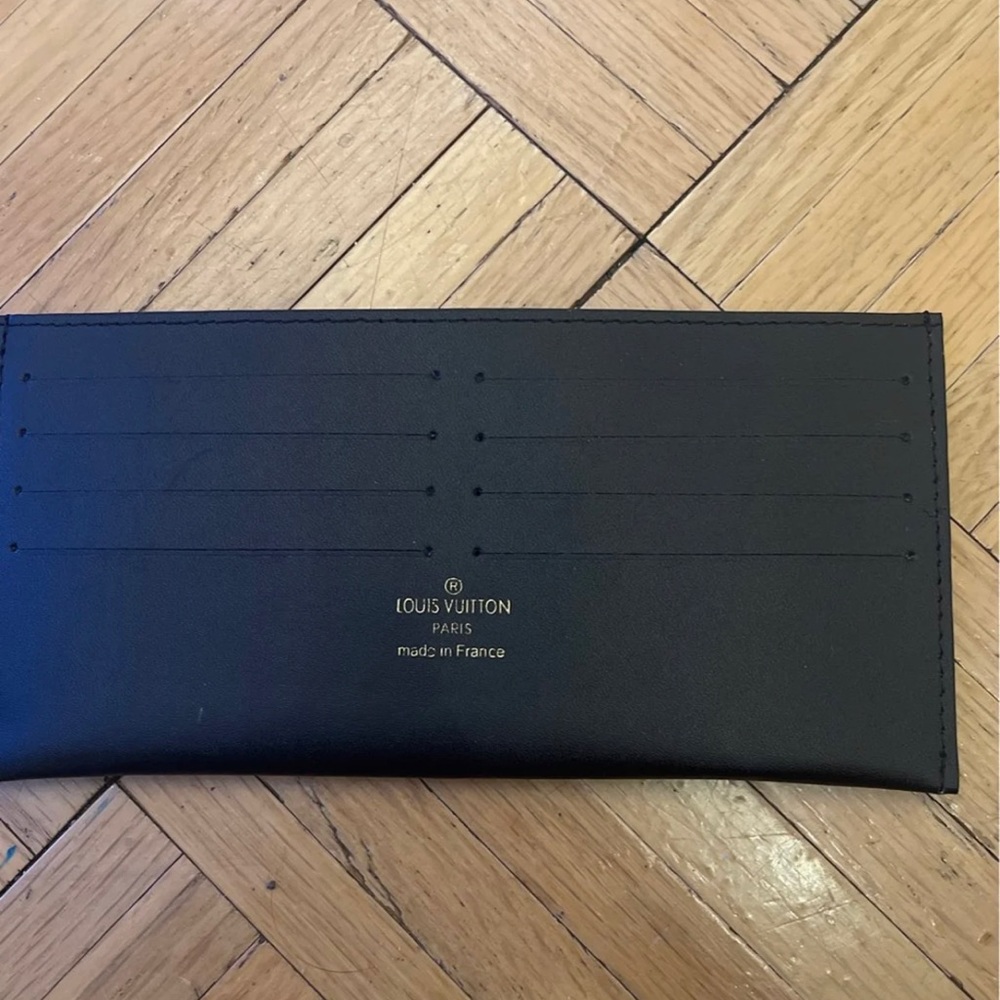 LV wallet